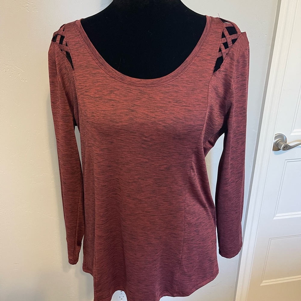 New in motion long sleeve workout shirt